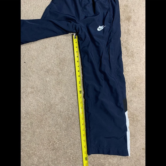 Boys lot of 2 sweats : Nike (M) polyester and Old Navy (L) cotton xlnt cond - Picture 6 of 11